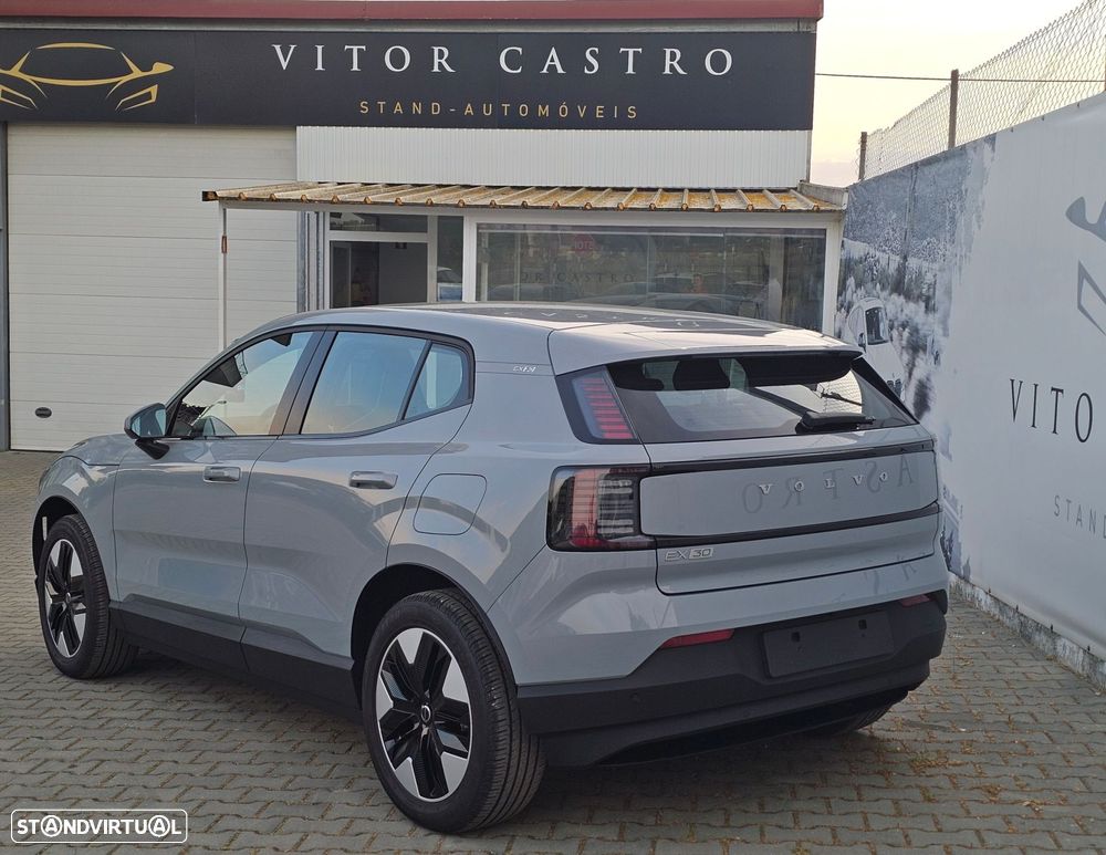 Volvo EX30 69 kWh Single Motor Extended Range Core - 2