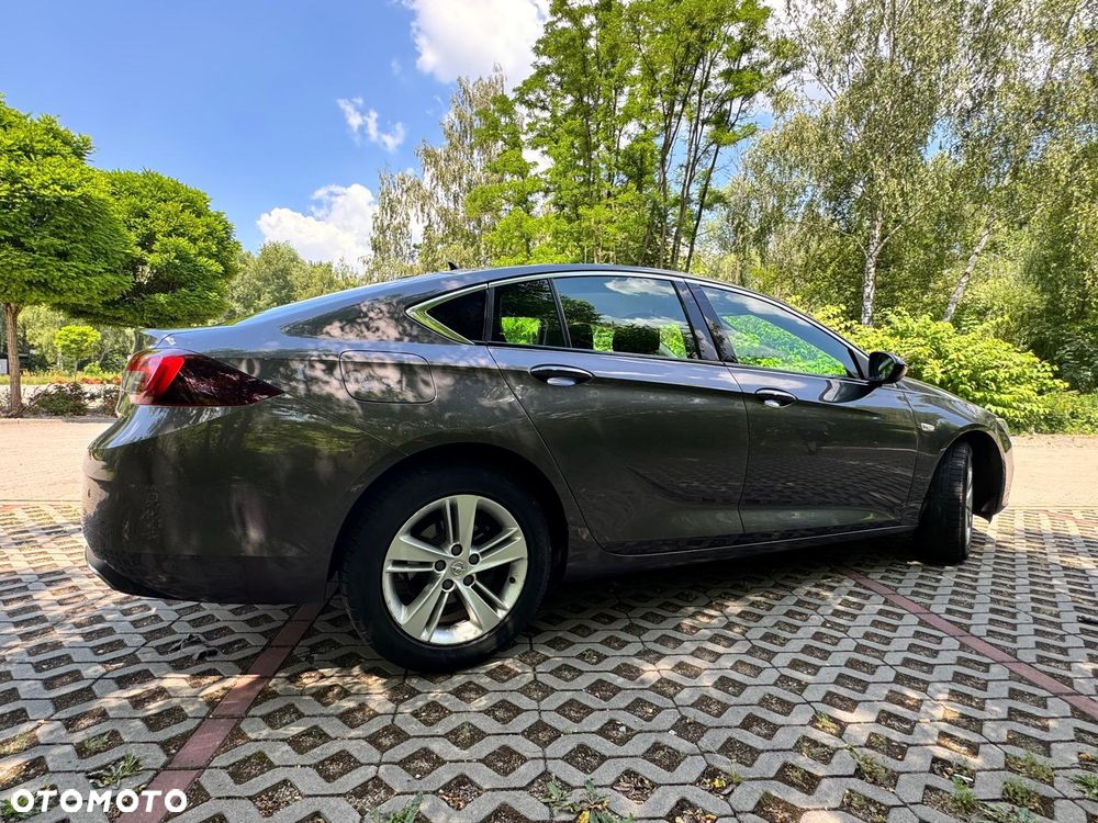 Opel Insignia - 16