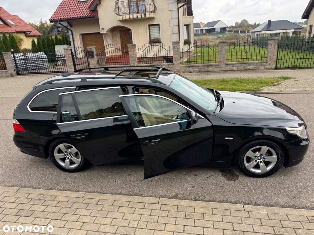 BMW Seria 5 530d Touring - 35