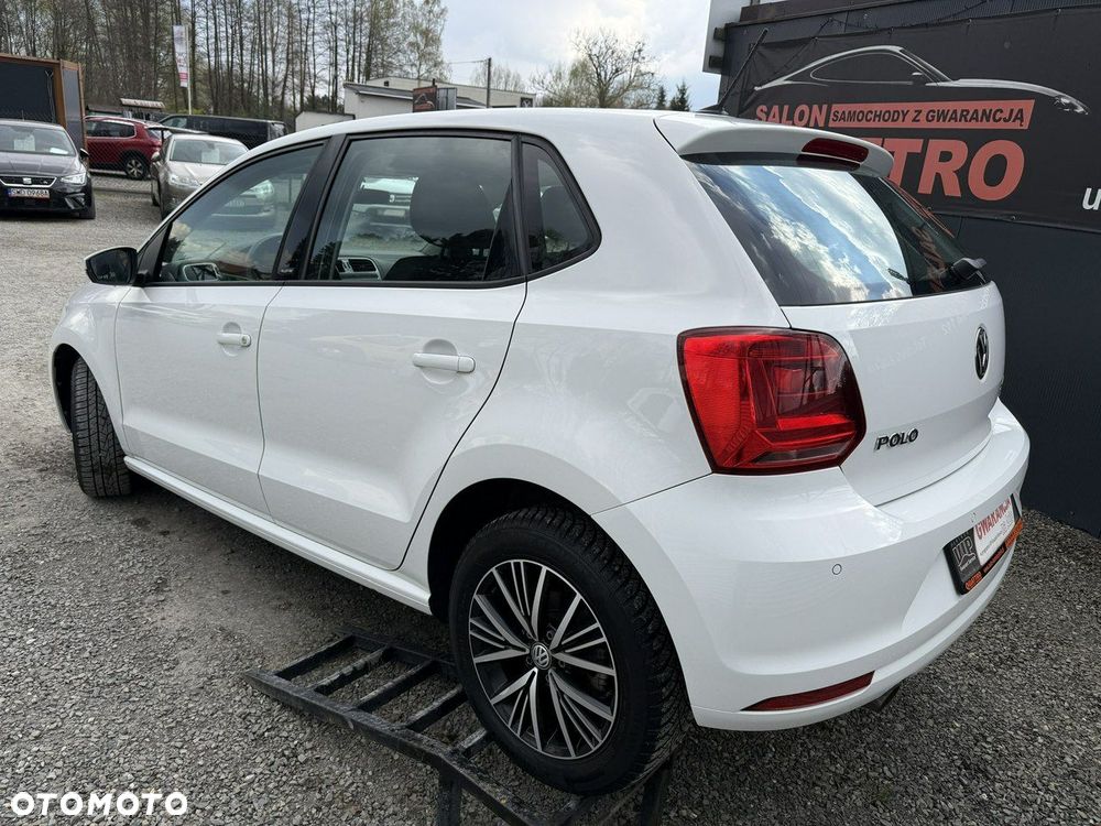 Volkswagen Polo - 9