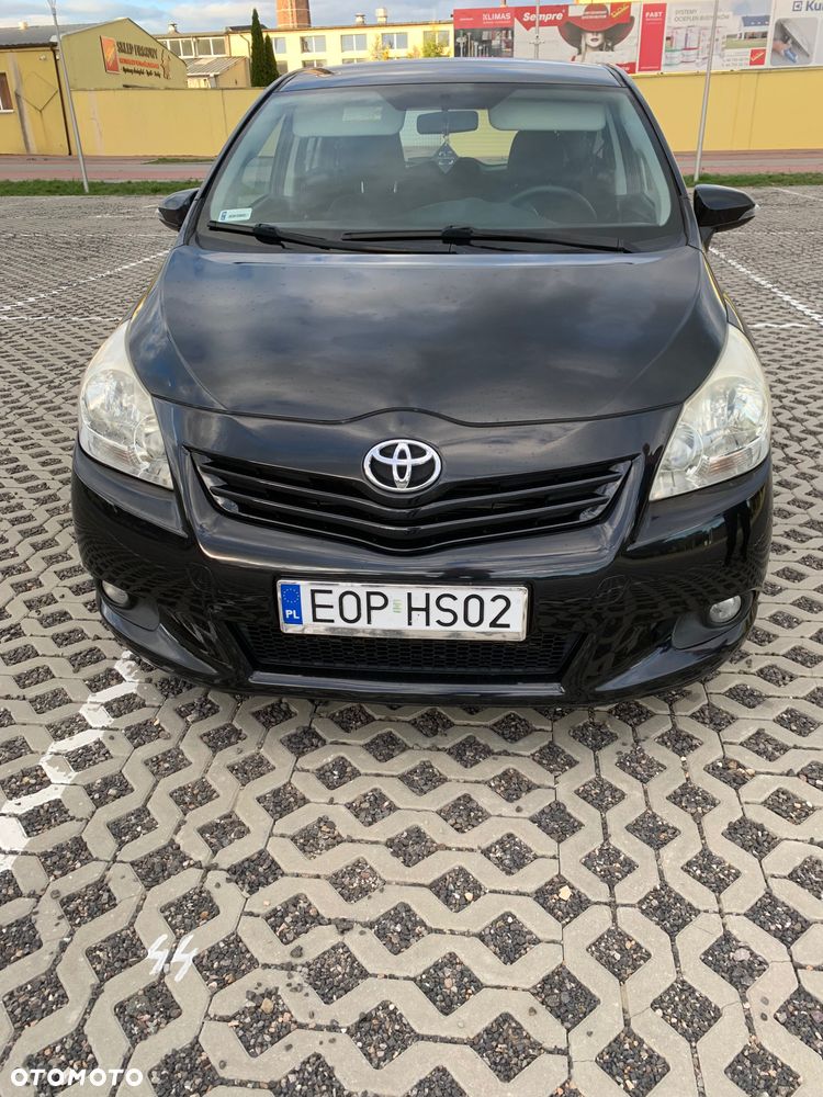 Toyota Verso - 3