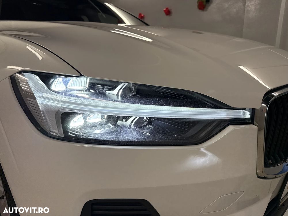 Volvo XC 60 B5 B AWD Core - 27