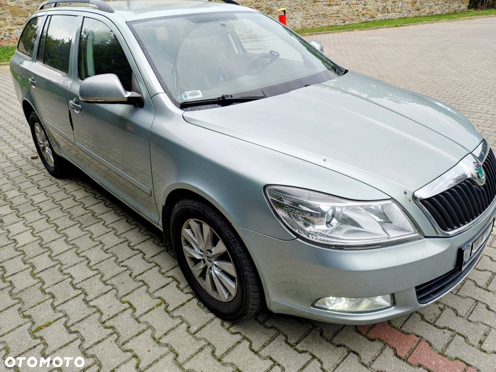 Skoda Octavia - 2