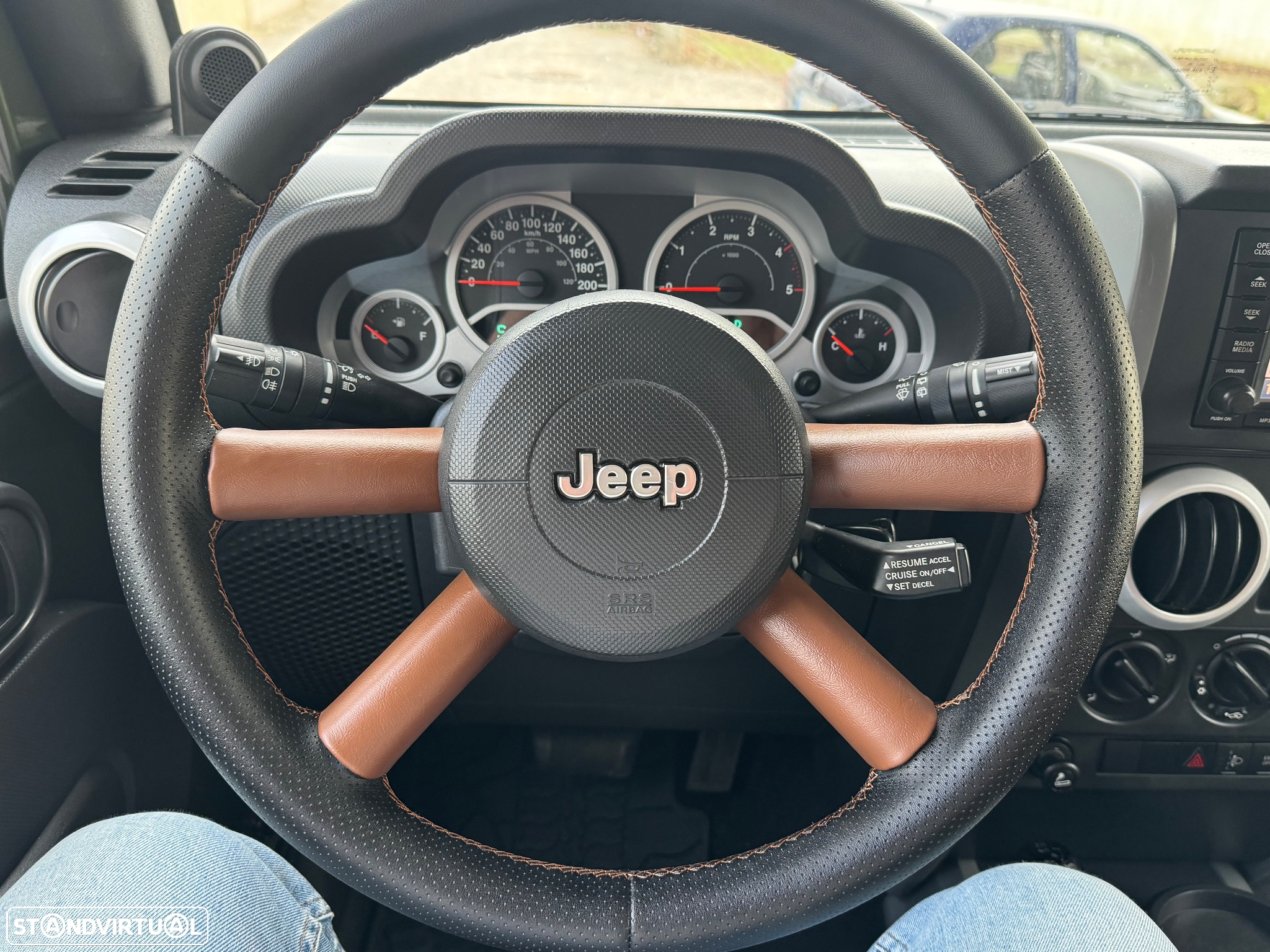 Jeep Wrangler Unlimited Hard-Top 2.8 CRD DPF Auto Sahara - 6