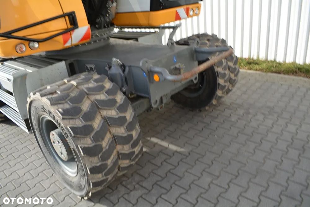 Liebherr A 918 Compact - 28