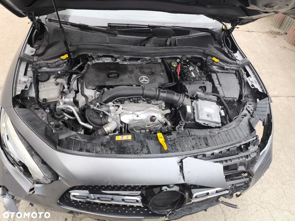 Mercedes-Benz GLA 250 4Matic 8G-DCT AMG Line - 27