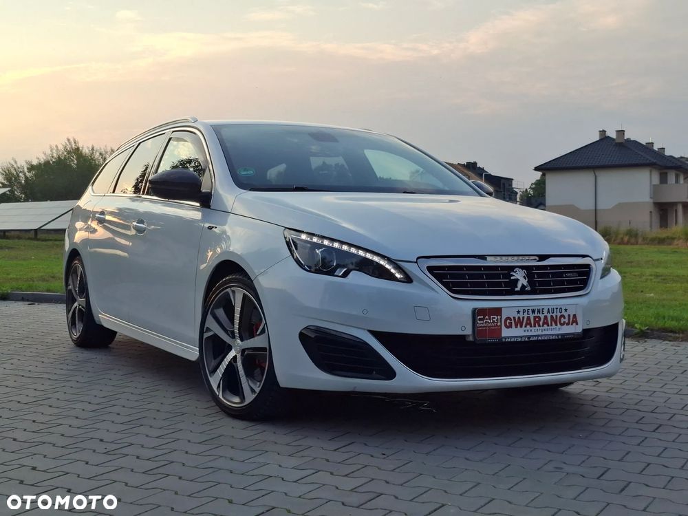 Peugeot 308 - 8