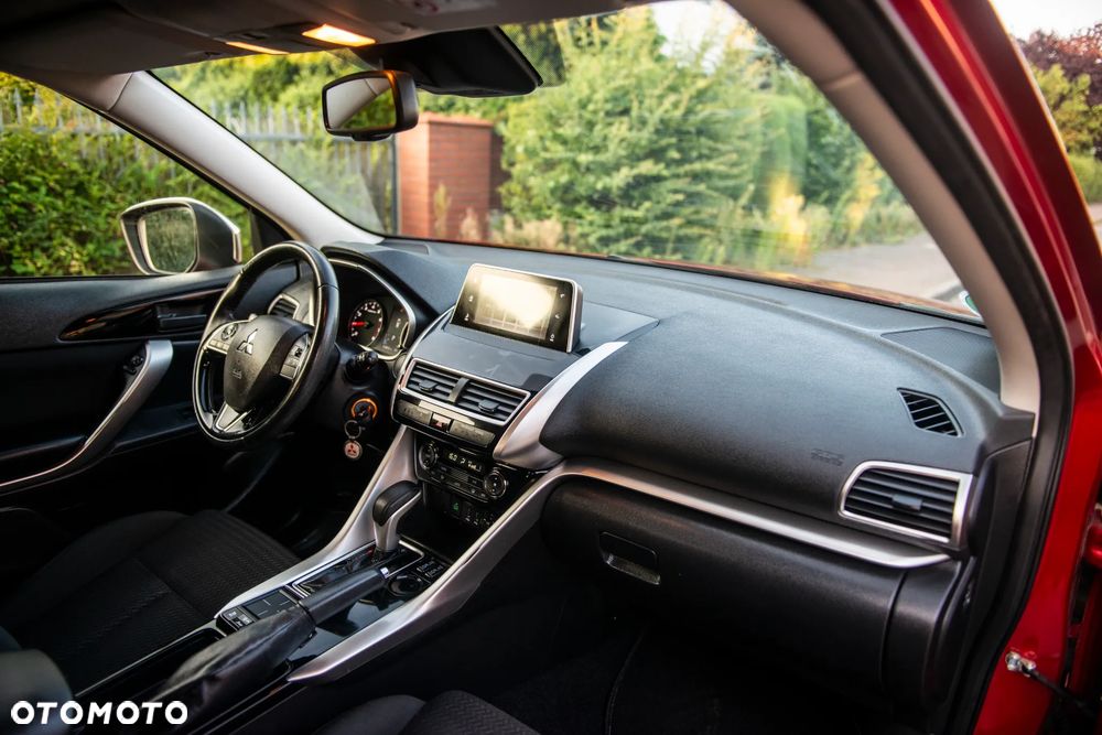 Mitsubishi Eclipse Cross 1.5 T-MIVEC ClearTec CVT 2WD Diamant Edition - 39