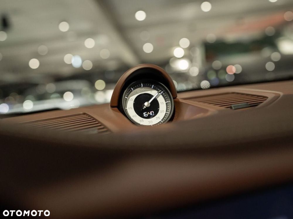 Porsche 911 Targa 4 GTS - 23