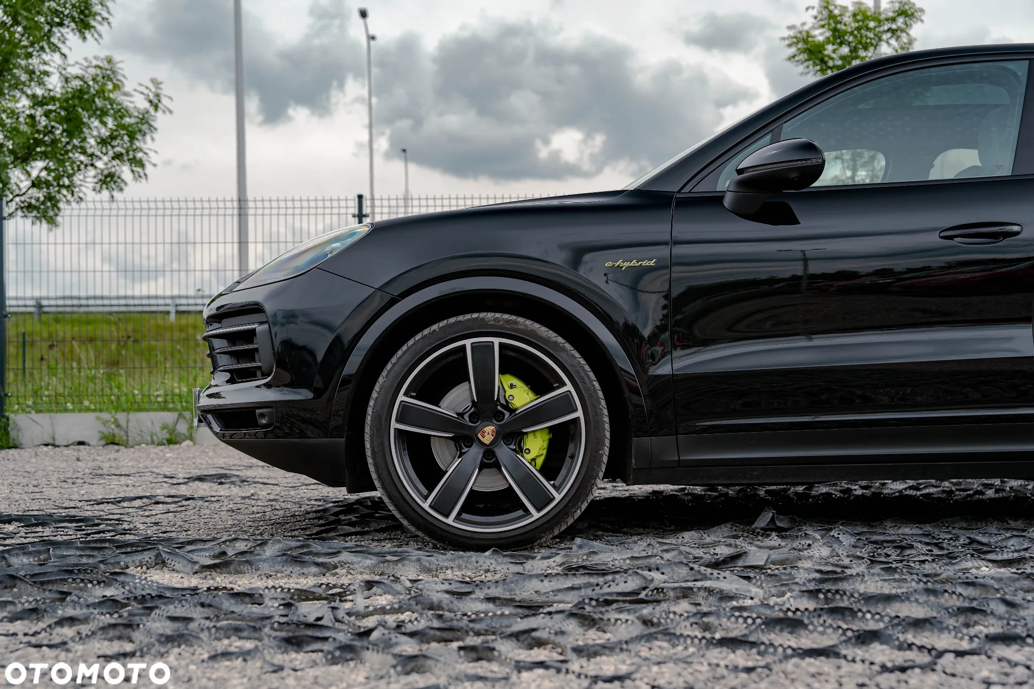 Porsche Cayenne ver-coupe-e--hybrid-platinum-edition - 10