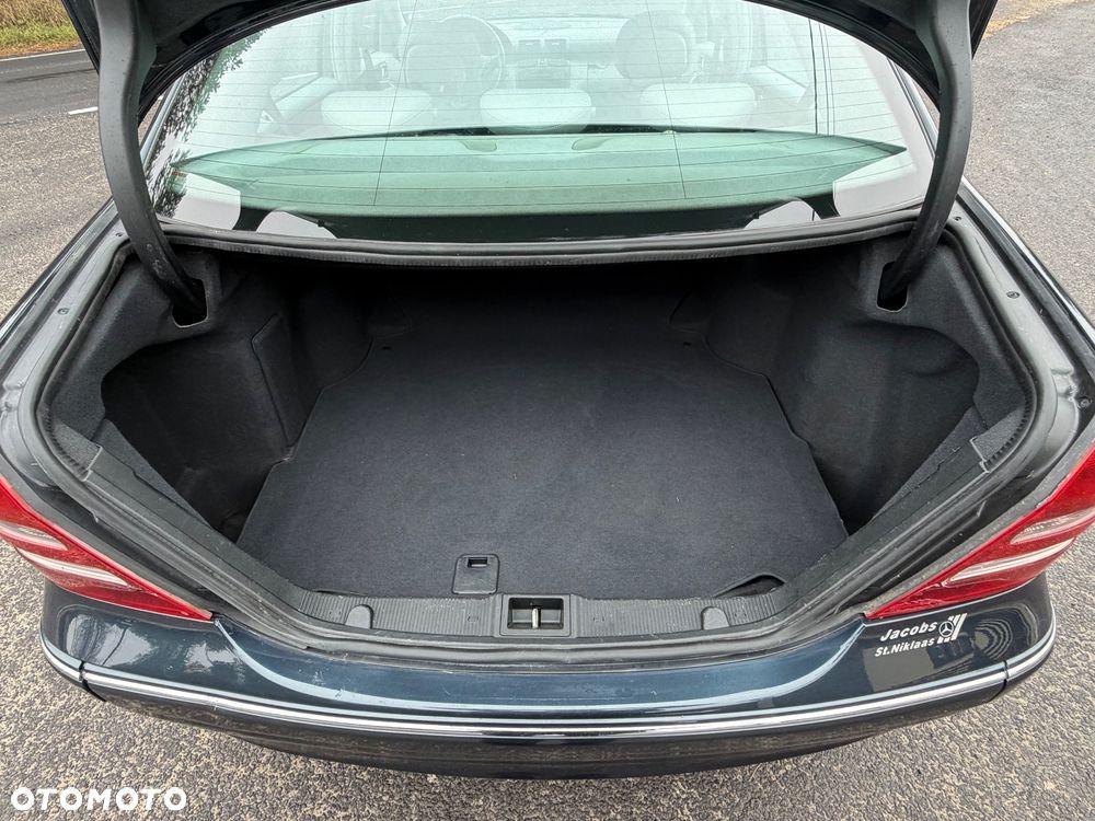 Mercedes-Benz Klasa C 220 T CDI Avantgarde - 33