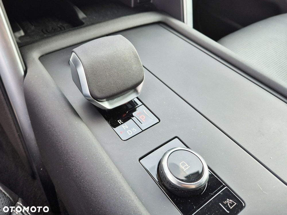 Land Rover Discovery - 38