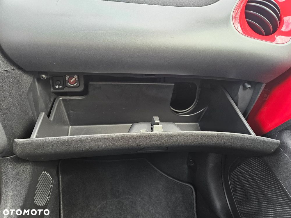 Toyota Aygo 1.0 VVT-i Color Edition - 23