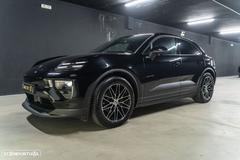 Porsche Macan Electric 4 - 25