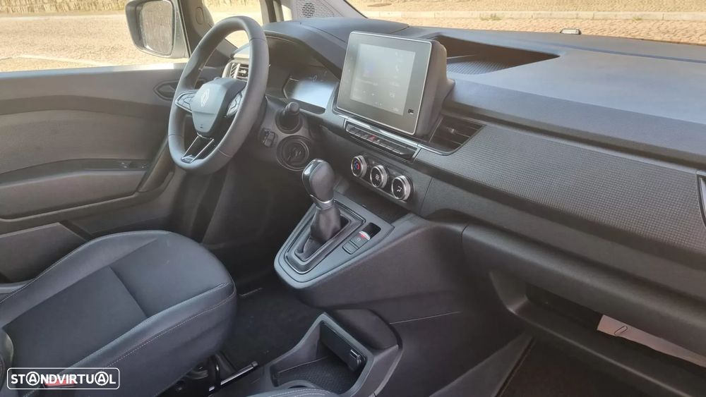 Renault Kangoo E-Tech - 8