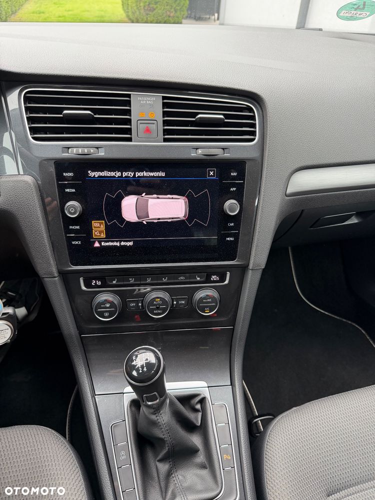 Volkswagen Golf 1.6 TDI BMT Highline - 19