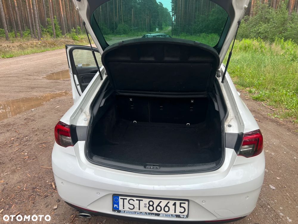 Opel Insignia - 13