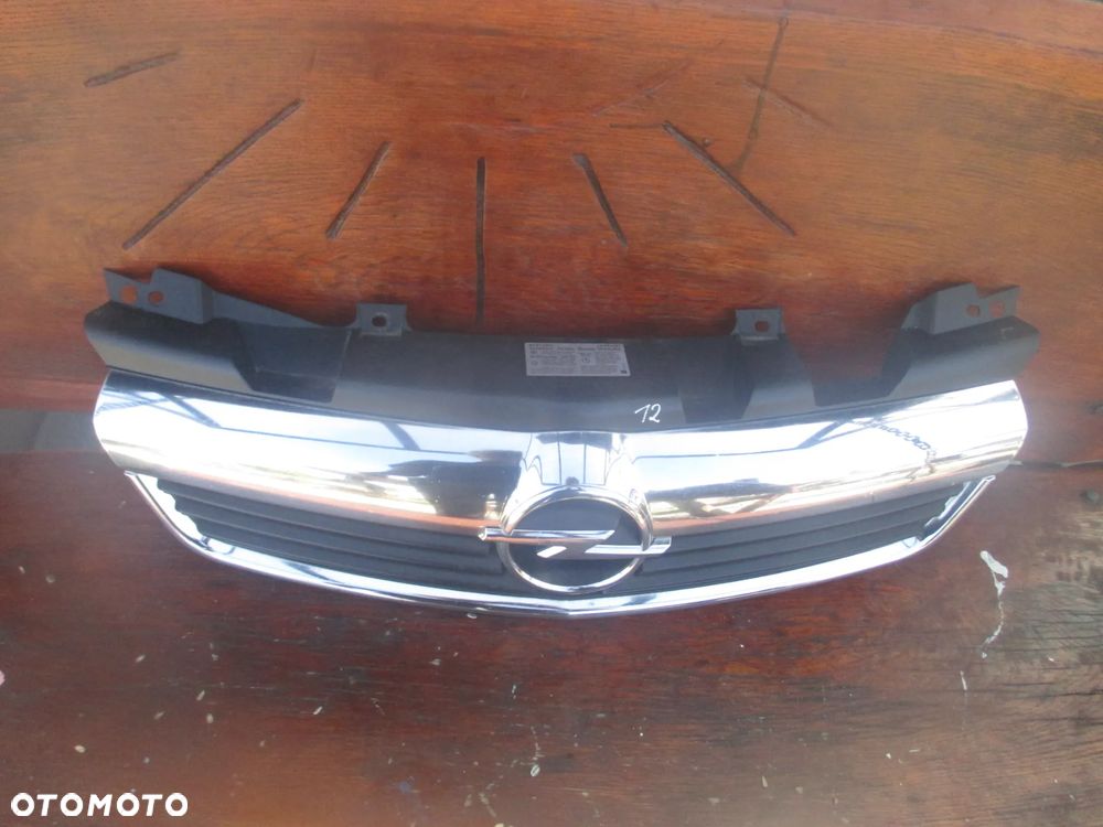 atrapa grill Zafira B - 3