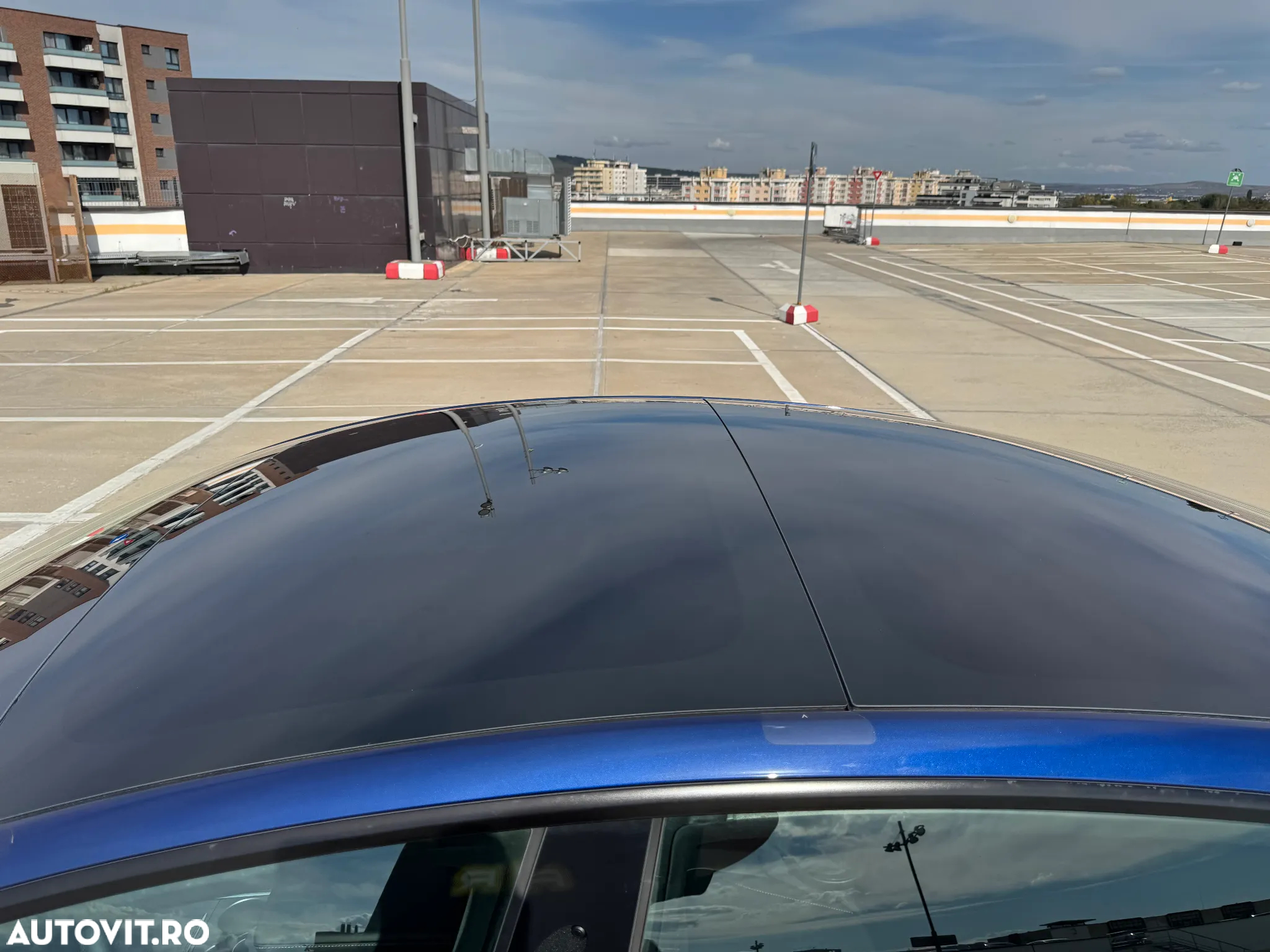 Tesla Model 3 Long Range - 10