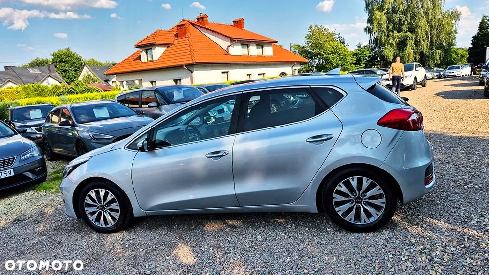Kia Ceed 1.6 GDI XL - 22