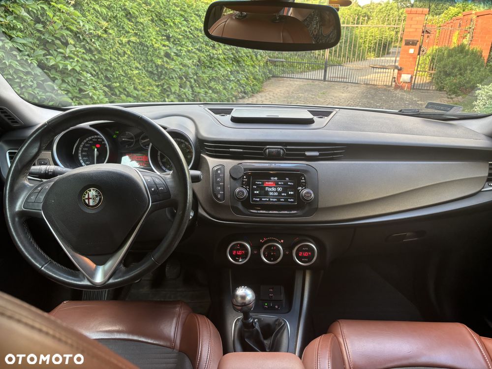 Alfa Romeo Giulietta 1.4 TB MultiAir Exclusive - 8