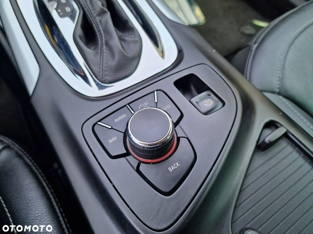 Opel Insignia 2.0 CDTI Sports Tourer Automatik Cosmo - 28