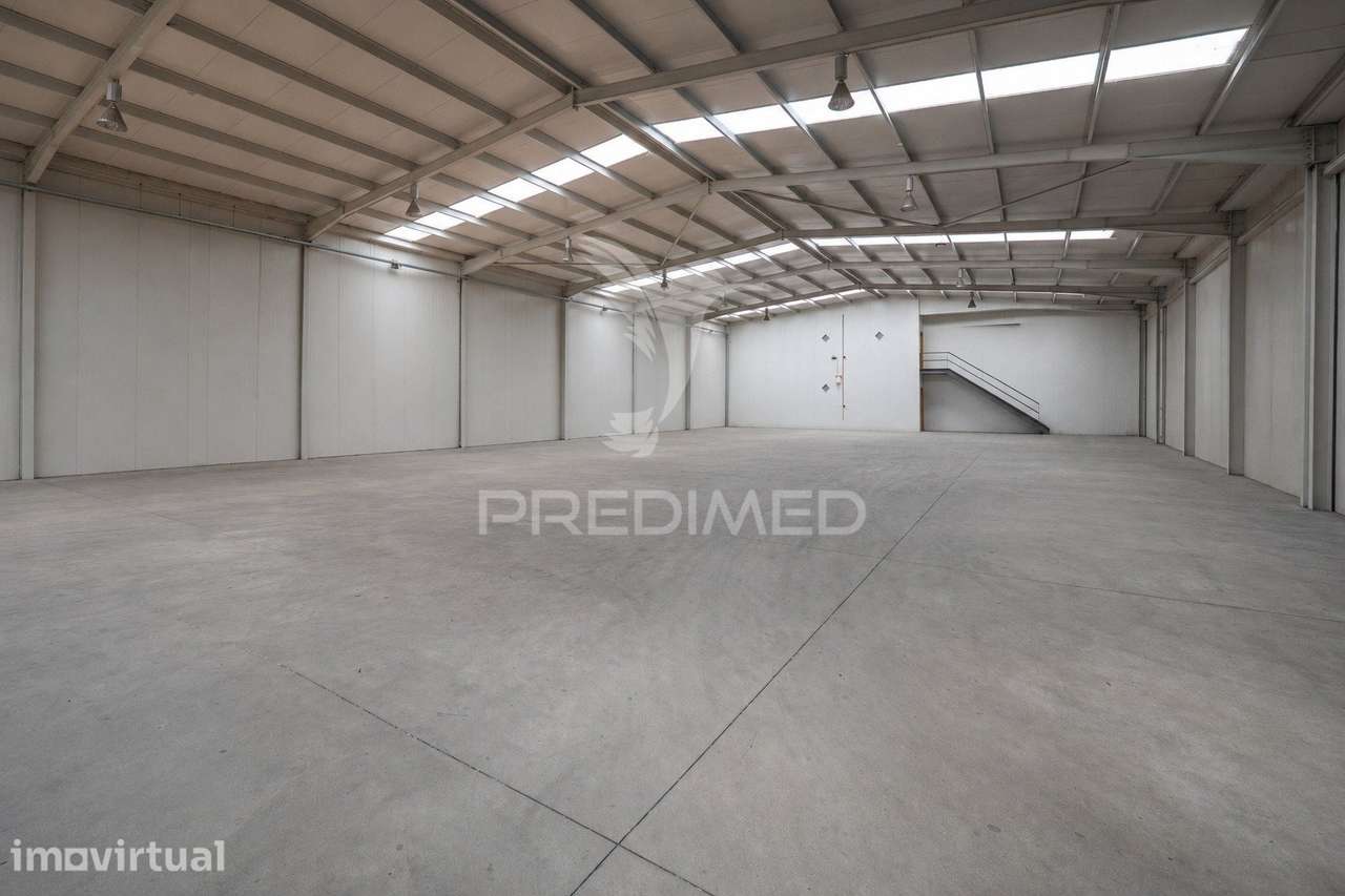 PAVILHÃO INDUSTRIAL PARA ARRENDAMENTO | 930 m² | PRADO, VILA VERDE - Grande imagem: 5/24