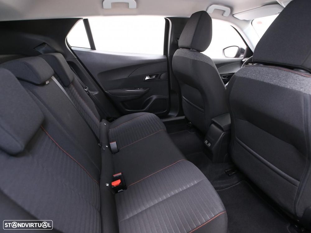 Peugeot e-2008 50 kWh Active - 12