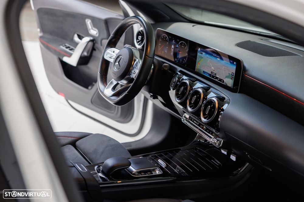 Mercedes-Benz A 200 d AMG Line Aut. - 35