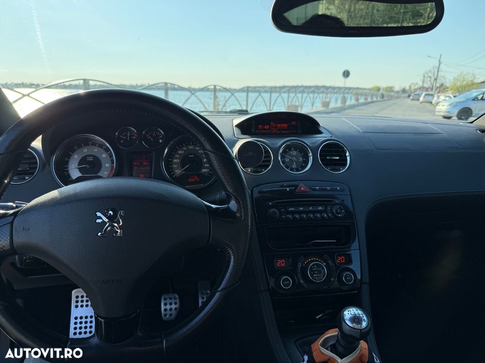 Peugeot RCZ 1.6 THP Sport - 18