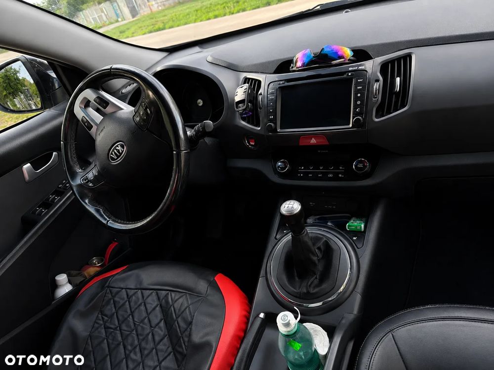 Kia Sportage 2.0 L - 5