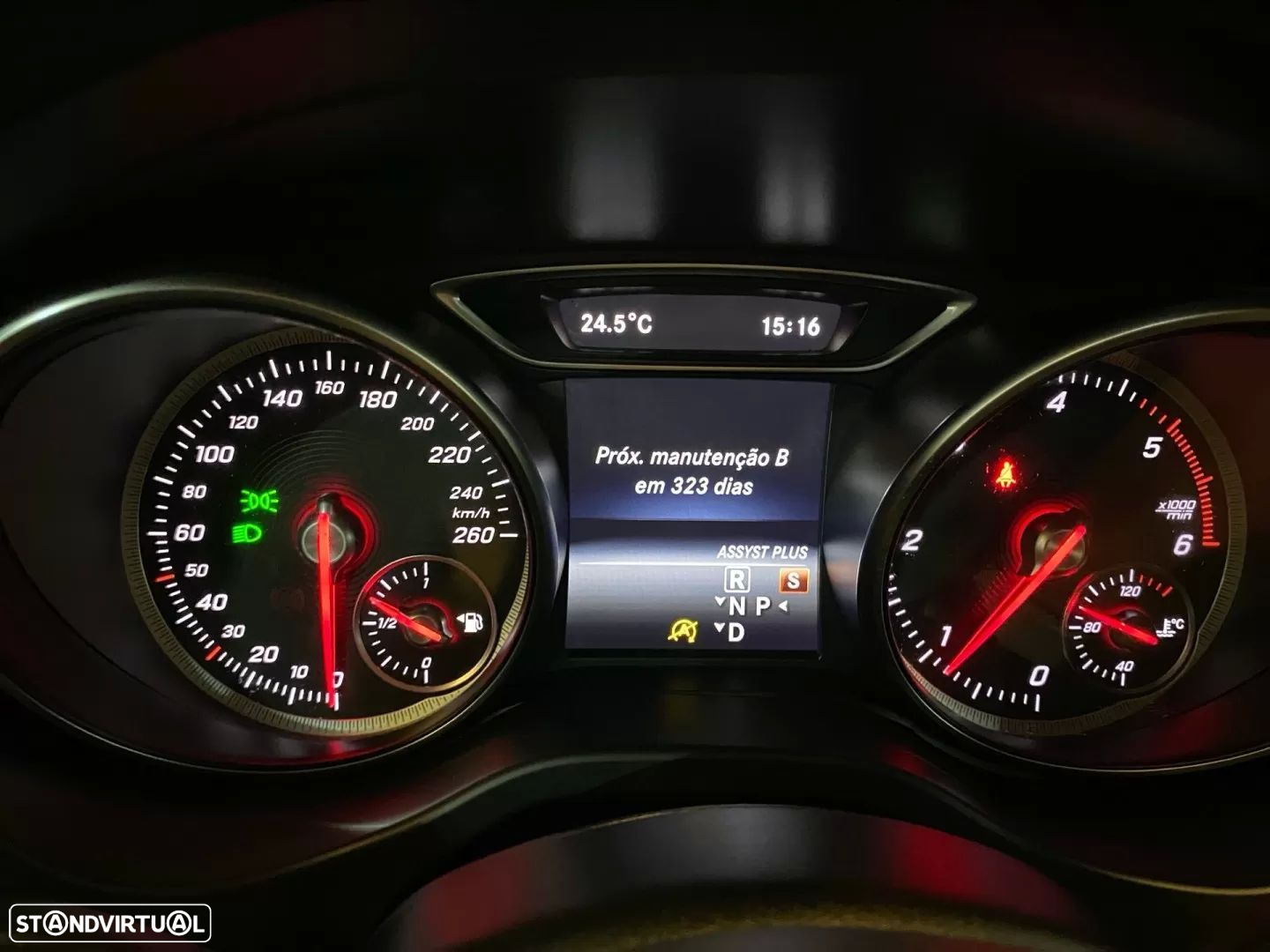 Mercedes-Benz GLA 220 d AMG Line - 11