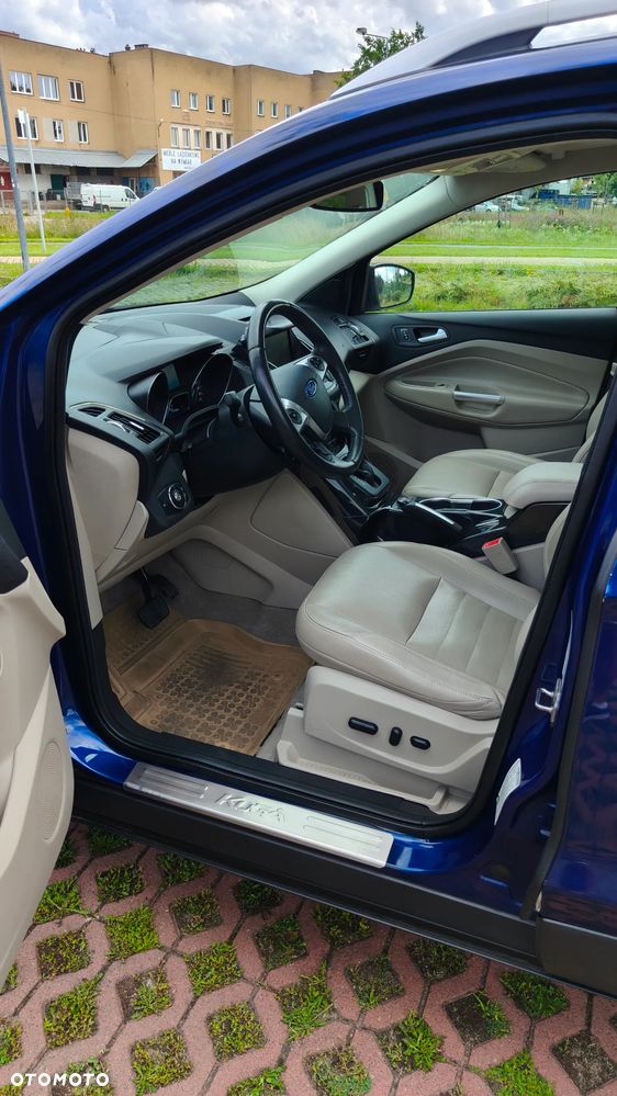 Ford Escape 2.0 EcoBoost AWD Titanium - 2