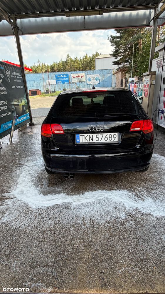 Audi A3 Sportback 2.0 TDI DPF Ambiente - 4
