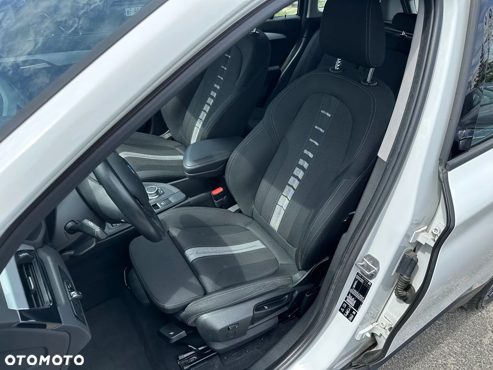 BMW X1 xDrive18d Advantage - 10