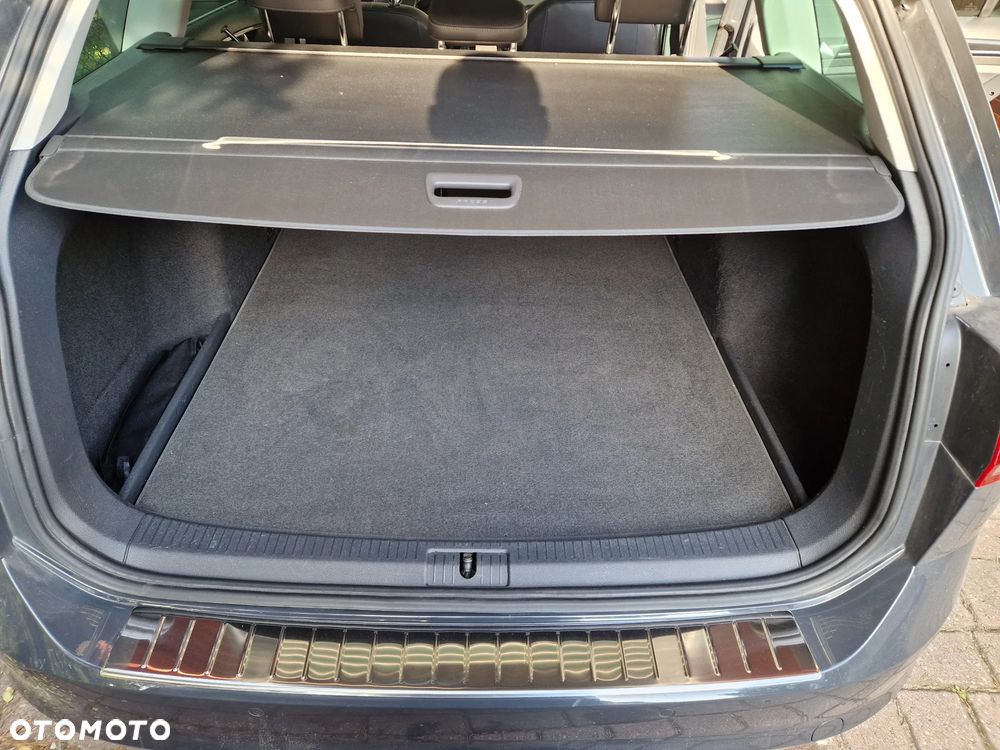 Volkswagen Golf - 18