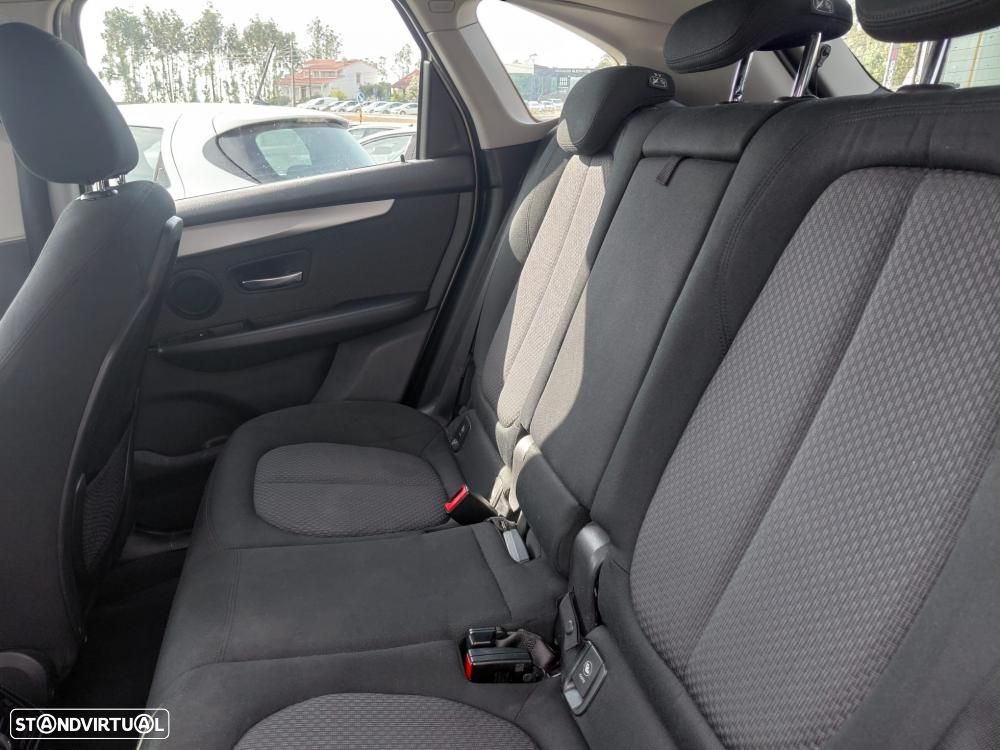 BMW 225xe Active Tourer Line Luxury - 8