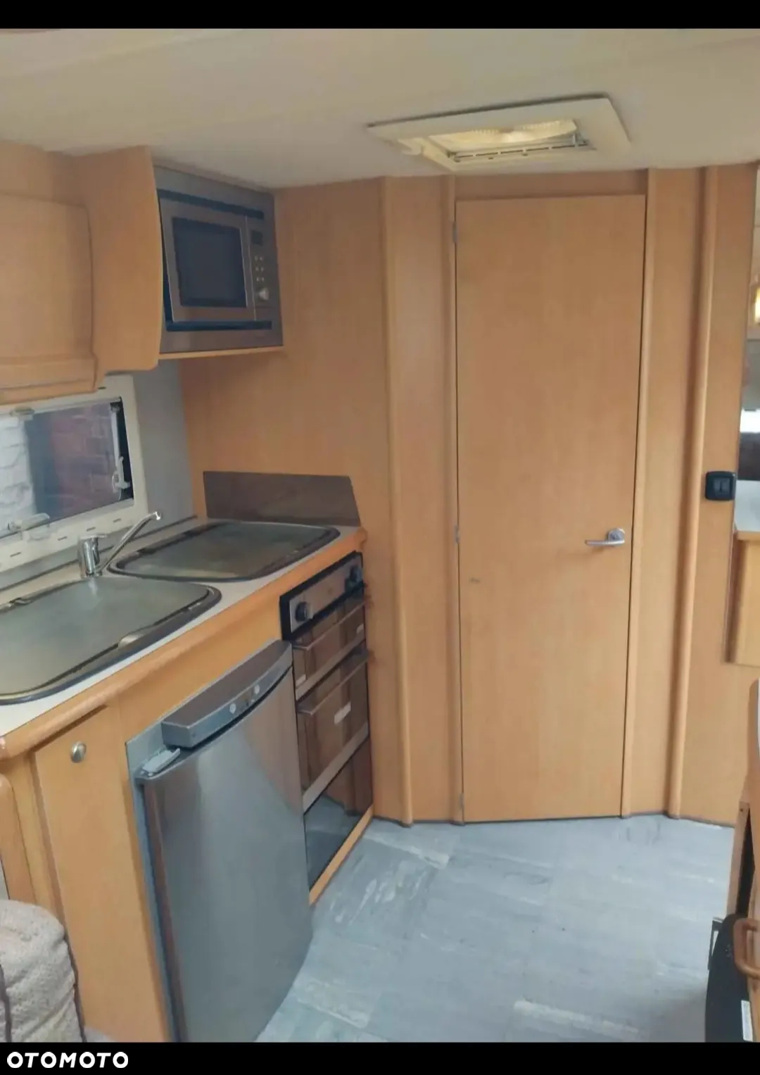 Elddis Crusader Hurricane - 6