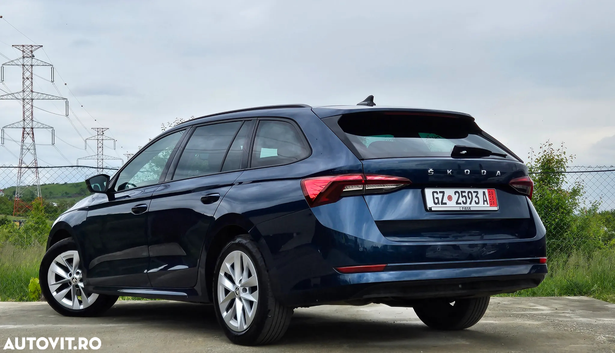 Skoda Octavia 2.0 TDI DSG First Edition - 3