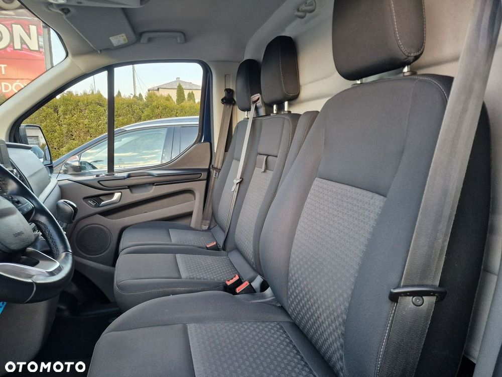 Ford Transit Custom - 9