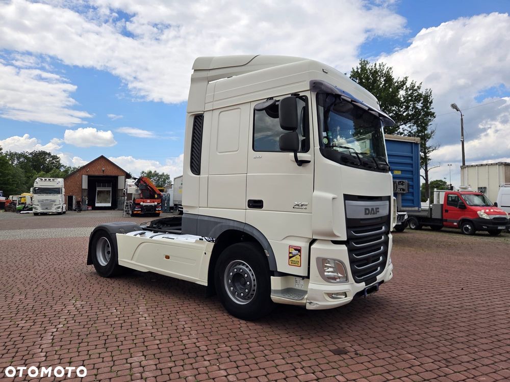 DAF XF 106 510 FT* PRZEDLIFT* WYMIENIONE SPRZĘGŁO, PŁYTA SKRZYNI, POMPA WODY* LODOWKA* KLIMA POSTOJOWA* 2 ŁÓŻKA* OPONY 70%* z Francji - 2