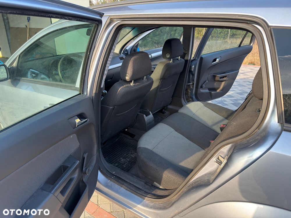 Opel Astra 1.6 Caravan Enjoy - 8