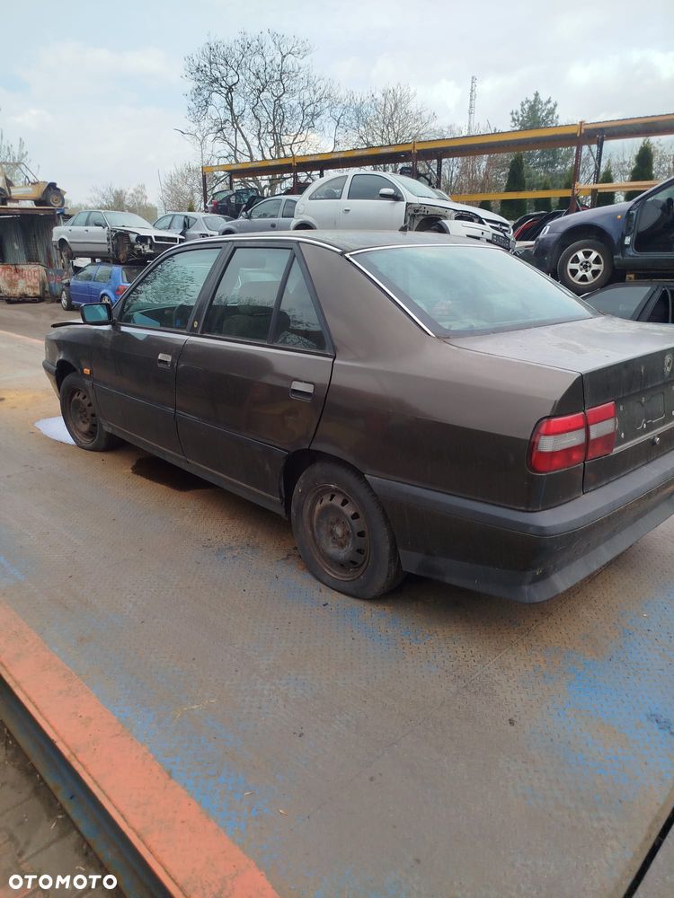 Lancia Dedra na części. - 10