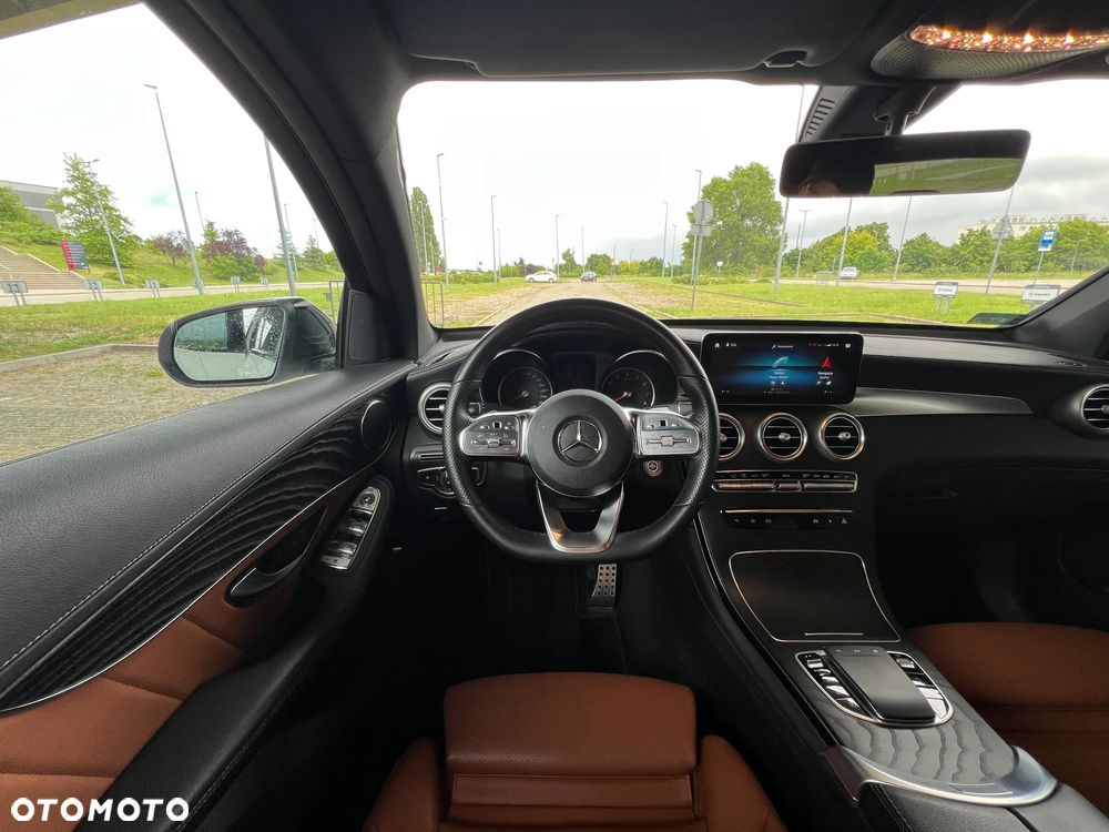Mercedes-Benz GLC - 27