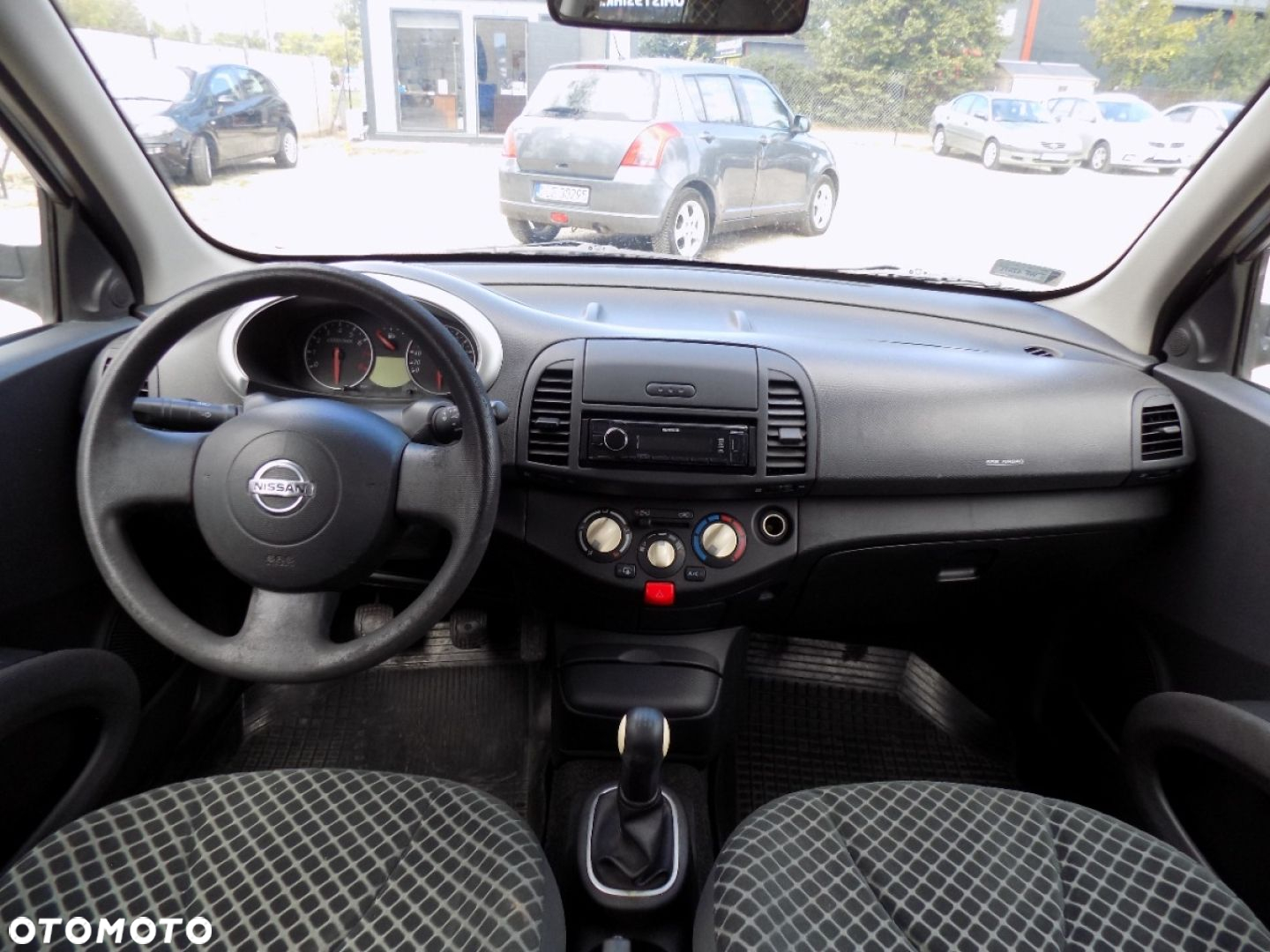 Nissan Micra - 5
