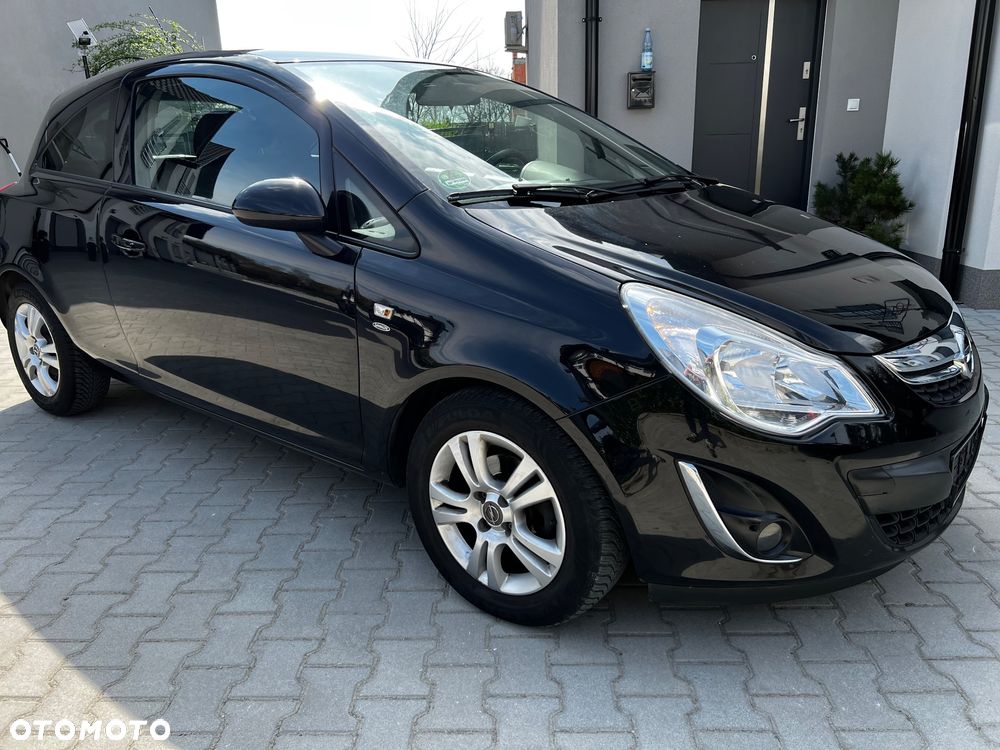 Opel Corsa 1.4 16V Satellite - 10