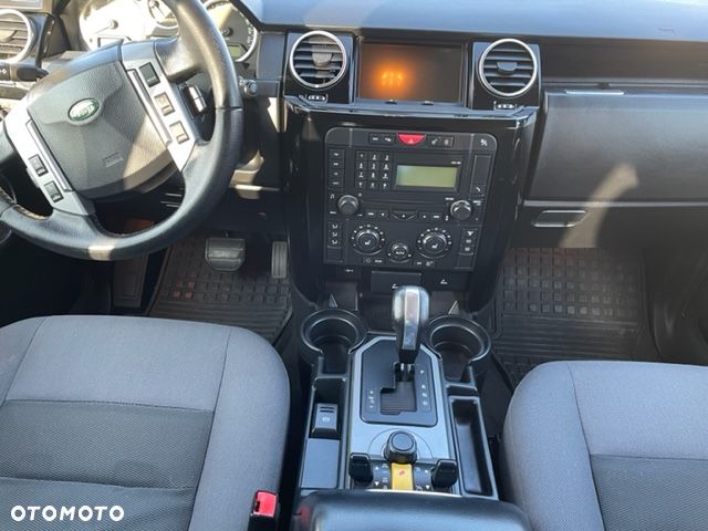 Land Rover Discovery TD V6 HSE - 8