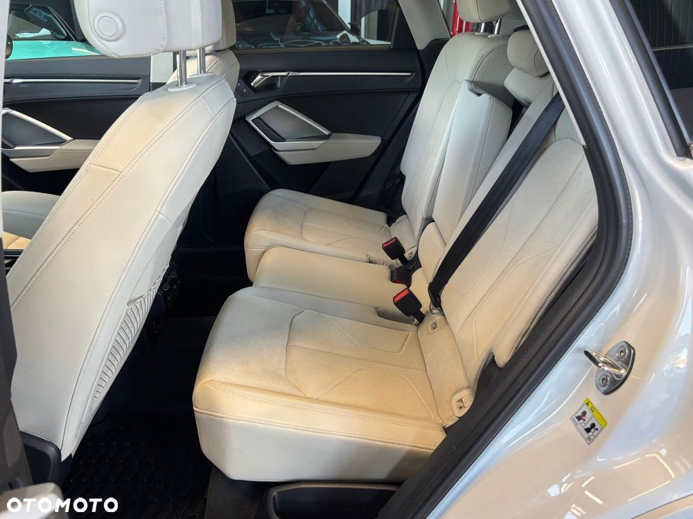 Audi Q3 Sportback - 26