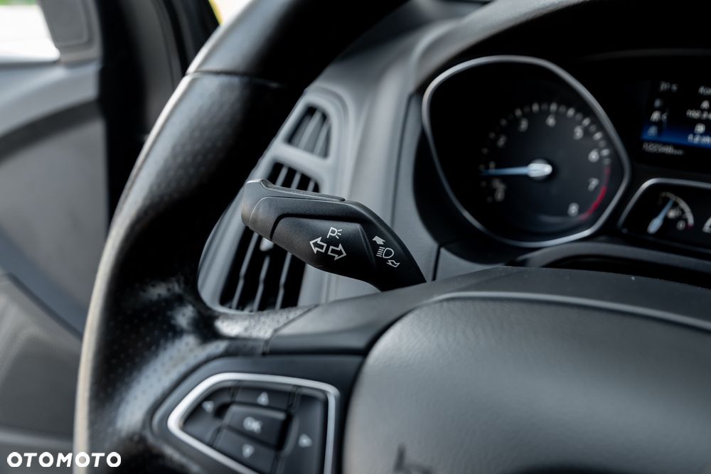 Ford Focus 1.0 EcoBoost Start-Stopp-System ST-Line - 36