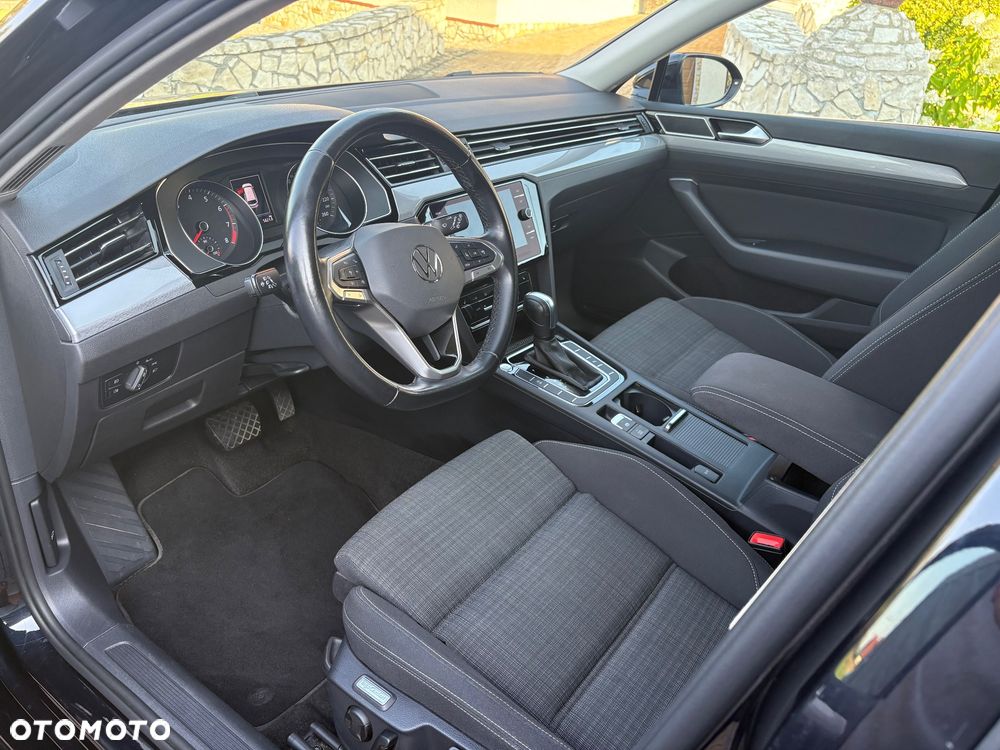 Volkswagen Passat 2.0 TSI Business DSG - 16
